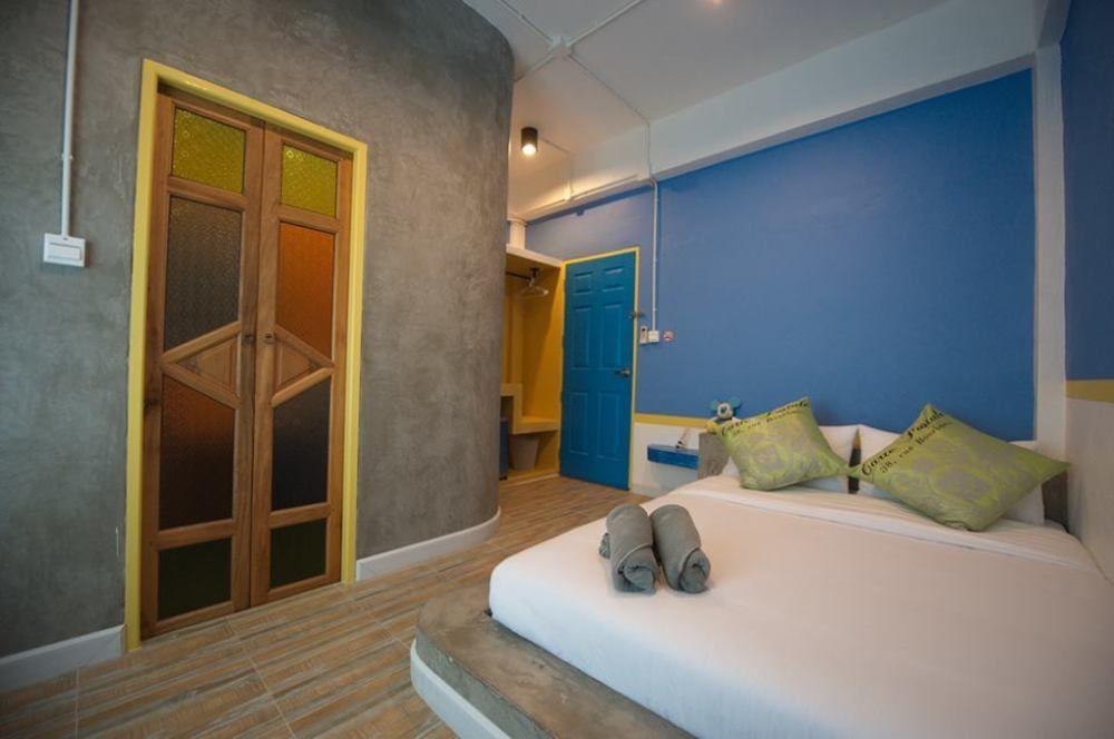 De Sea Almond Hotel Csumphon Kültér fotó